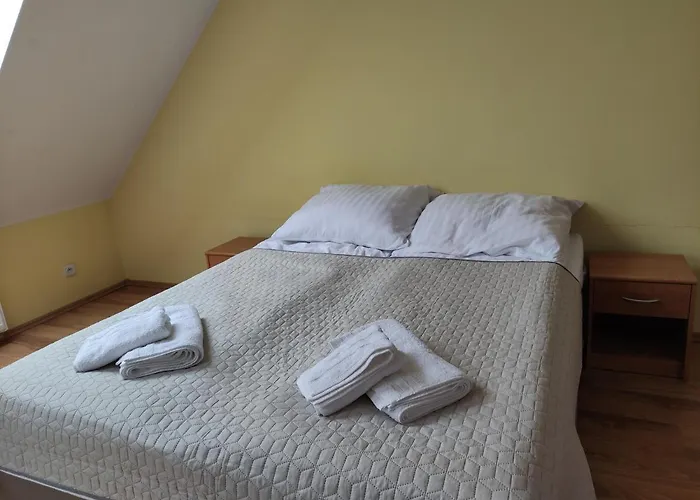 Apartament Pod Lasem