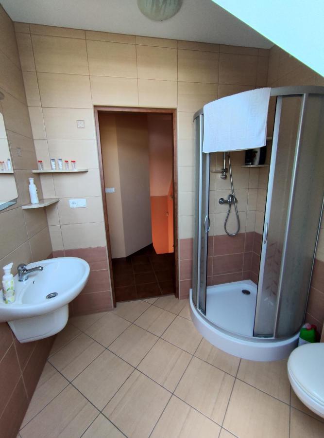 Pod Lasem Apartment *